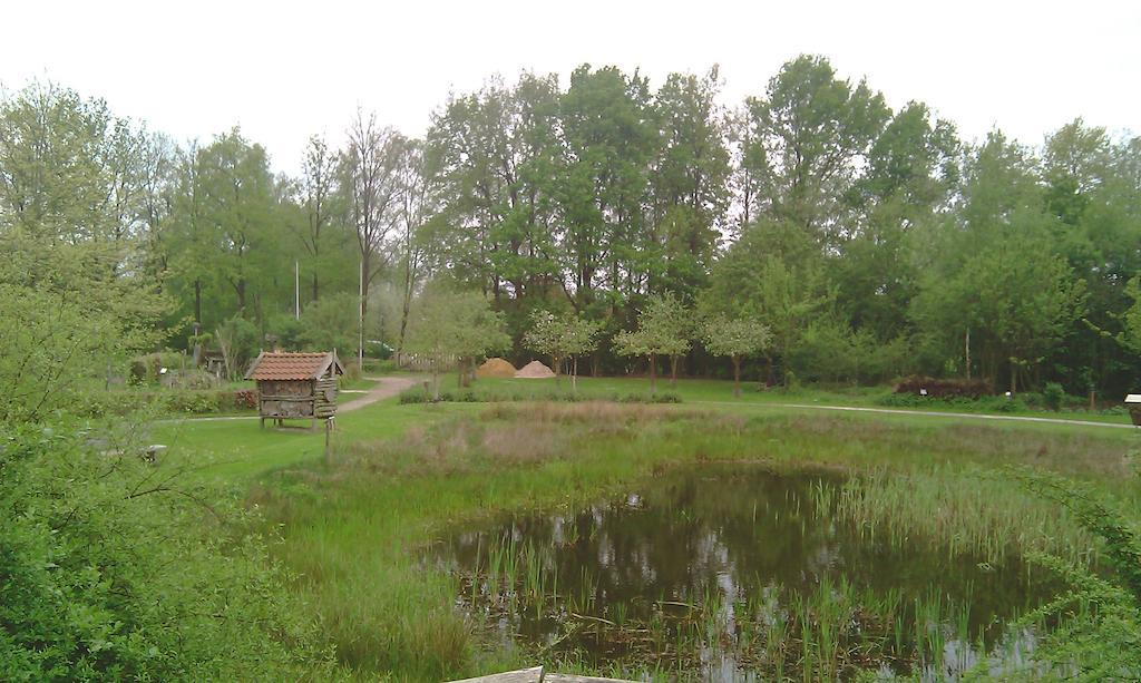 Bed En Breakfast Het Loo Bergeijk Bagian luar foto